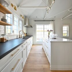 オーダーメイド輸入キッチンの メリットキッチン Merit Kitchens